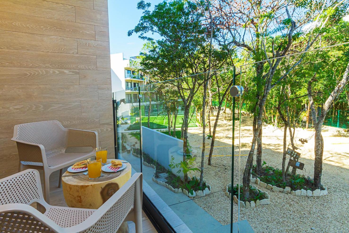 Sunny, Spacious & Amazing Amenities Appartamento *